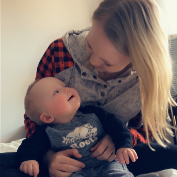 Meet your Posher, Devann - Picture 1 of 1